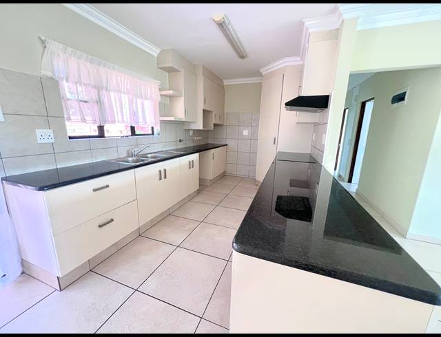 3 BEDROOM MAISONETTE SOLD IN FREELAND PARK
